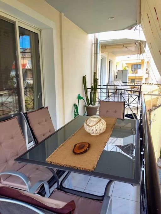 Kalamata Nestor Apartment-Near Historical Centre ภายนอก รูปภาพ