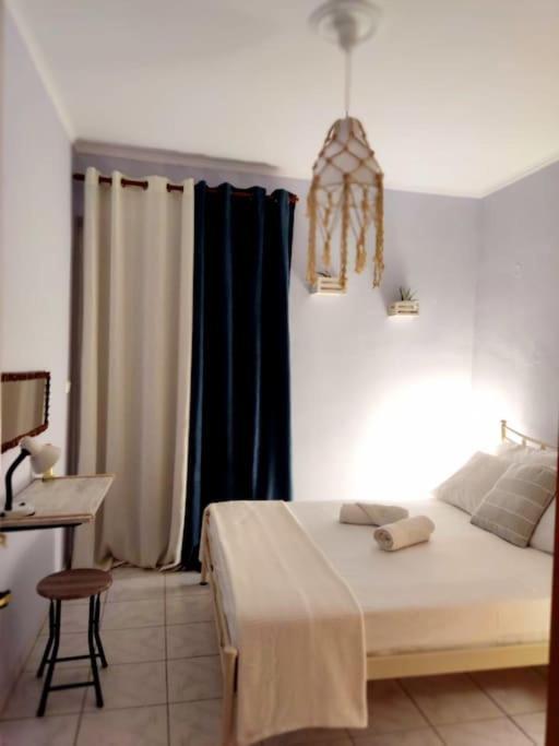 Kalamata Nestor Apartment-Near Historical Centre ภายนอก รูปภาพ